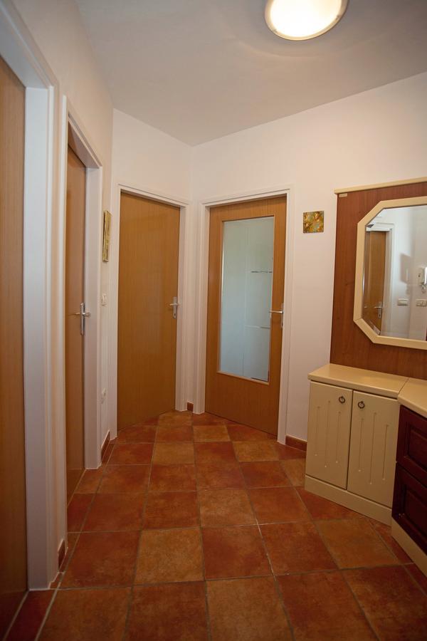 Apartment Pia โรวีน ภายนอก รูปภาพ