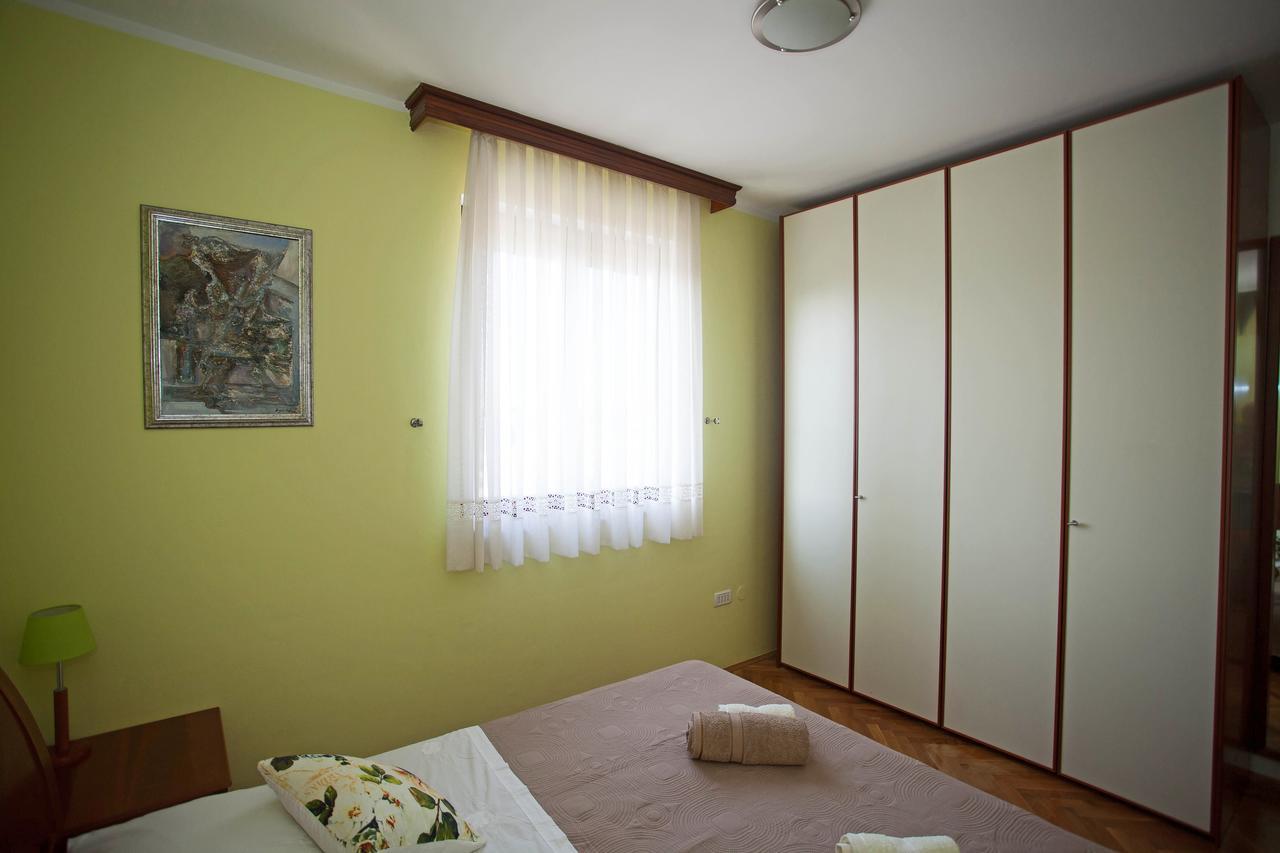 Apartment Pia โรวีน ภายนอก รูปภาพ